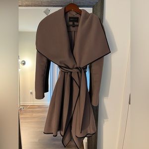 BCBG Maxazria Cameron Wrapped Trench
Coat, XXS